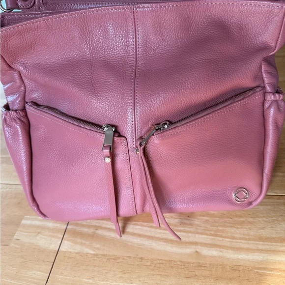 Kerikit Midi Lennox Leather Handbag